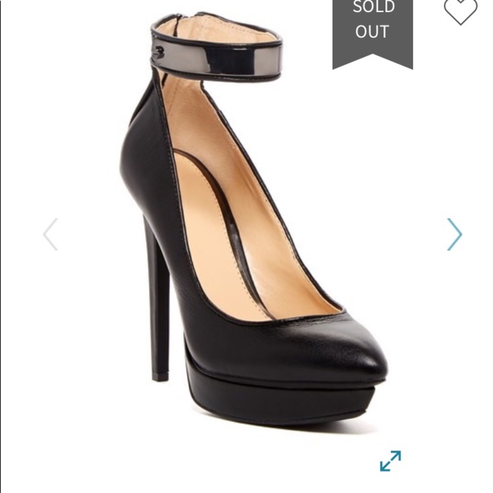 Jessica Simpson Violla Platform Pump
